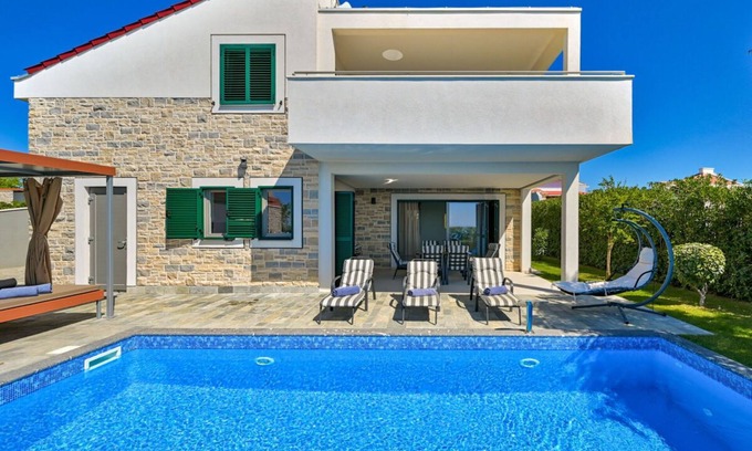 Novalja Villa | Luxury Villa Andromeda with Pool