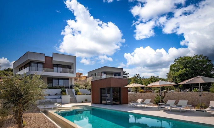 Vrbnik Villa | Luxury Villa Krk 2 Vrbnik - Heated Pool, Sauna