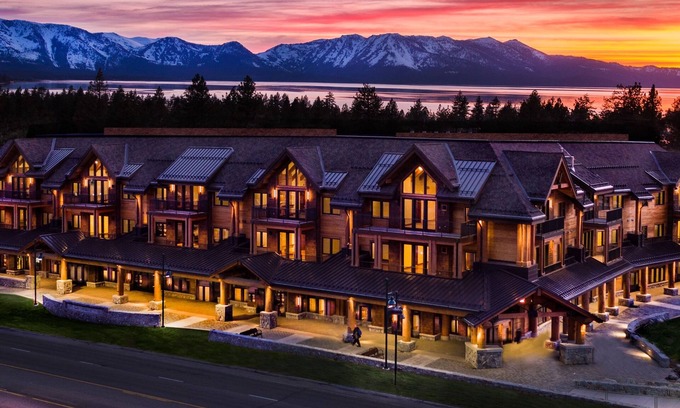Lakeside Park Condo | LuxuryÂ 2br Steps From Heavenly Village & Gondola 2 Bedroom Condo by RedAwning