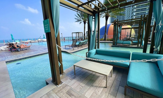 Hollywood South Central Beach Apartment | Lyfe Resort & Residences