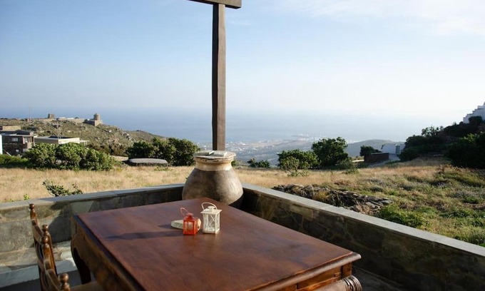 Tinos Town House | m͟͞a͟͞t͟͞a͟͞t͟͞h͟͞i͟͞a͟͞ GuestHouse Tinos