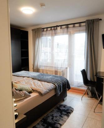 Dortmund City Centre Apartment | M House Do City Privatzimmer mit Balkon & Self Check-in