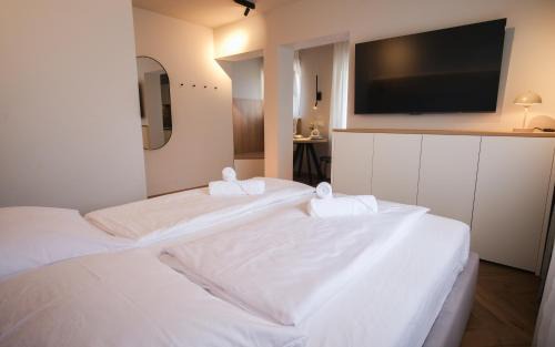Siska District Apartment | M16 Apartments