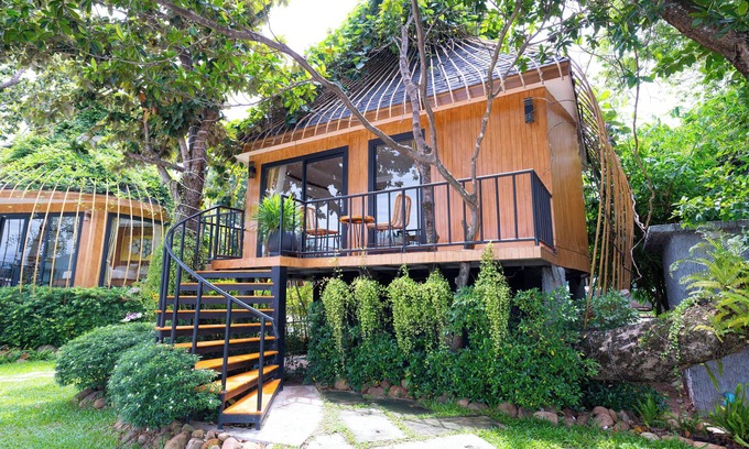 Kampot Resort | Madam Sweet Resort