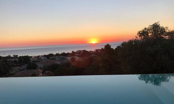 Sari-Solenzara House | Magnifique Maison AUX Prestations Haut-de-gamme VUE Panoramique SUR LA MER