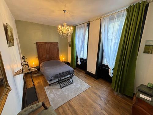 Chateauroux House | Maison à la Guitarde - Hôtel Particulier Hippolyte