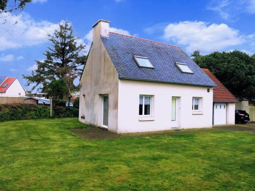 Pleumeur-Bodou House | Maison 3* avec jardin, wifi, à 400m de la plage à Pleumeur-Bodou - FR-1-368-286