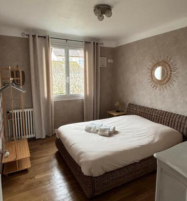 Brive-la-Gaillarde Apartment | Maison Alfred