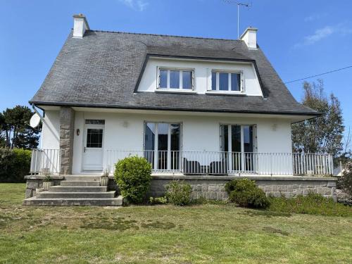 Perros-Guirec Villa | Maison avec jardin et WIFI à PERROS-GUIREC - Réf 336