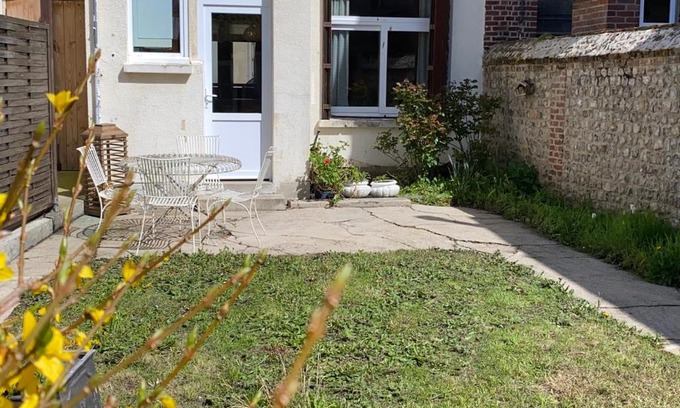 Etretat House | Maison avec jardin et parking, au centre d'Etretat