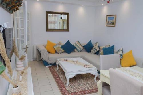 Sidi Bou Said Apartment | Maison bleue