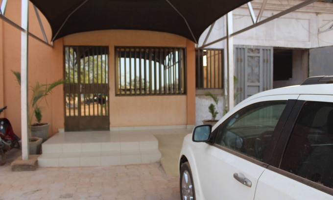 Ouagadougou House | Maison D Hote Villy