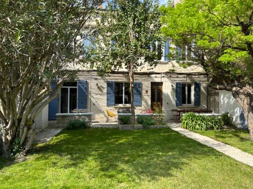 Avignon Villa | Maison de caractère avec jardin arboré en Avignon