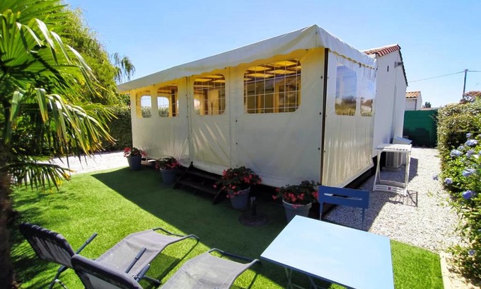 Saint-Pierre-d'Oleron House | Maison de vacances avec piscine chauffée dans la résidence les jardins St Pierre Oléron