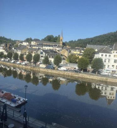 Bouillon Hotel | MAISON de VACANCES Bouillon 30 personnes