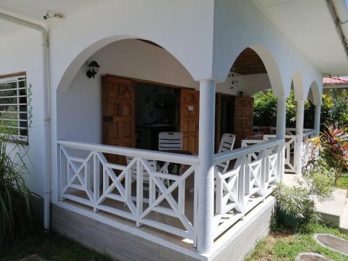 Baie Ste Anne House | Maison de Vacanze