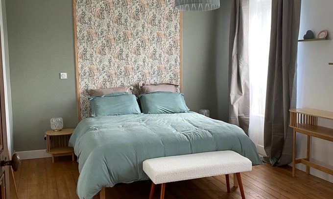 Damville House | Maison de Ville à 1h30 de Paris. Idéal Pour un Séjour en Famille ou Entre Amis