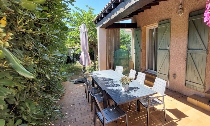 La Farlede House | Maison Familiale Proche Centre du Village Avec Jardin