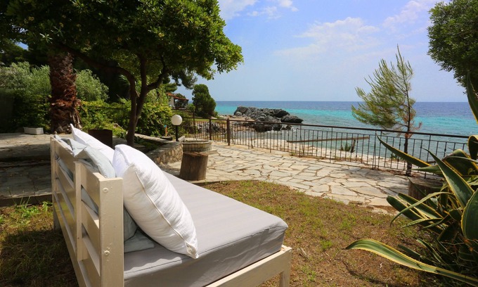 Kassandra House | Maison La Mer