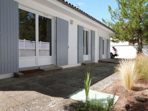 La Tranche-sur-Mer House | Maison Rénovée pour 7 Personnes à 350m de la Plage, Jardin Clos, Confort Moderne - FR-1-194-245
