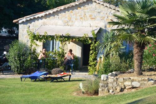 Grospierres Ski Chalet | Maisonette #16, 4 Pers, Domaine De Ribiere