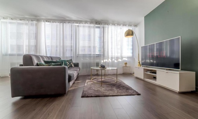 Puvis De Chavannes - Le Lycee Apartment | Majestic Suite - Triangle d'Or