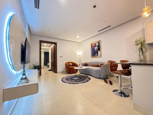 F-6 Sector Apartment | Mall of Islamabad-F7-Luxury Suites