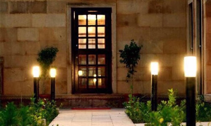 Kanoi Hotel | Manbha Camps And Resorts