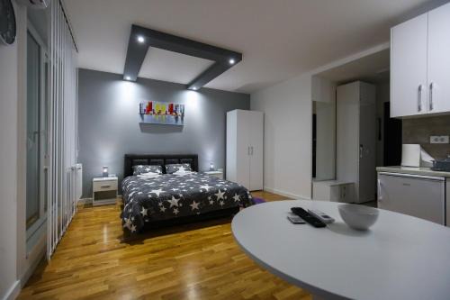 Subotica Apartment | MANIROSI 3 apartman