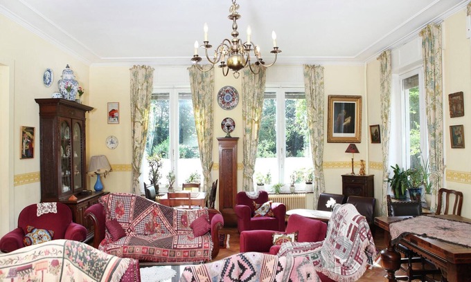 Ruiselede Villa | Mansion in Ruiselede Doomkerke