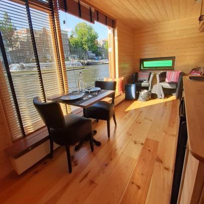 Nieuwmarkt en Lastage Boat Rental | Mar&Mar Houseboat Studio