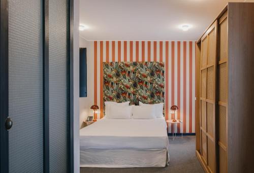 Sololaki Hotel | Margot Sololaki