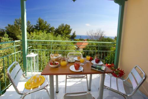 Lourdata Apartment | Maria Apartments