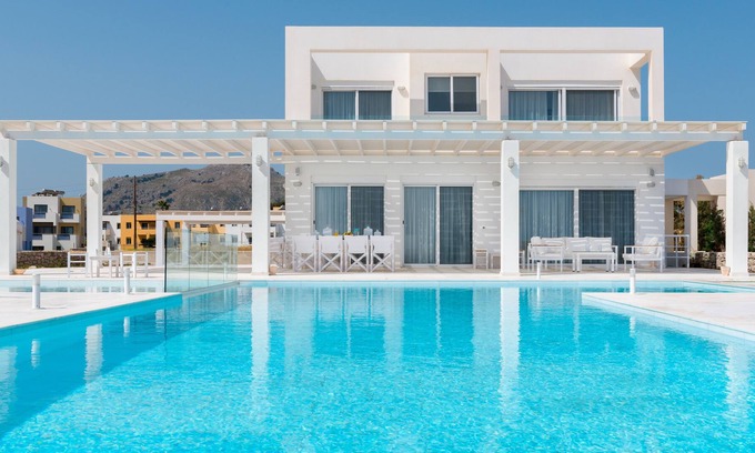 Kolymbia Villa | Maria & Nada Beachfront Villas