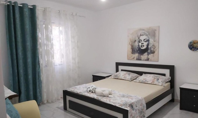 Himare Apartment | Marino's Apartments