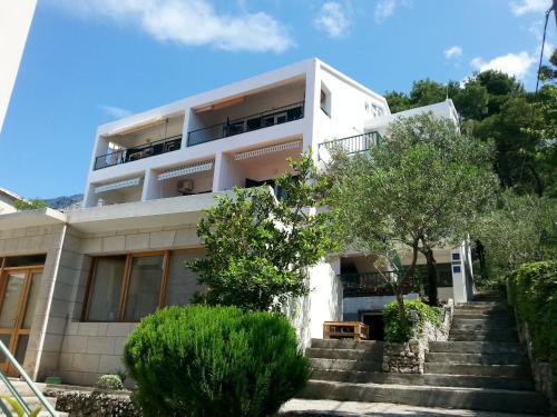 Brela Apartment | Marios
