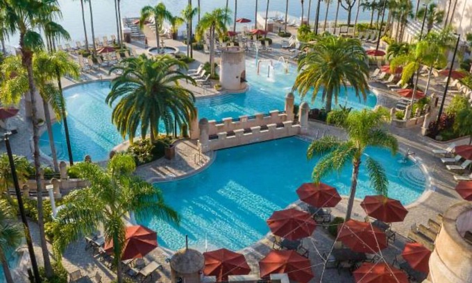 Williamsburg Resort | Marriott Grande Vista minutes to Disney Parks, Golf Course, Pools, Jacuzzis