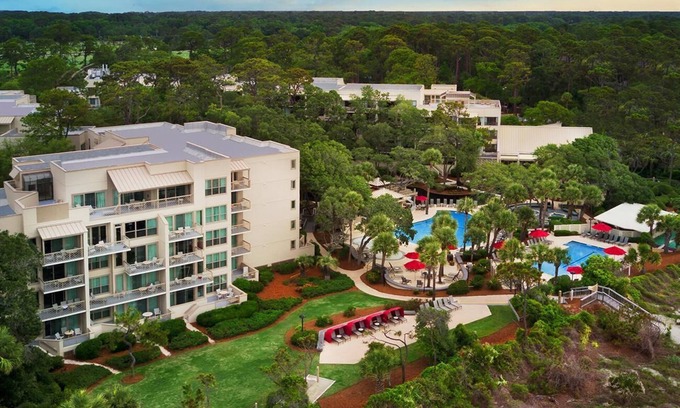 Sea Pines Resort | Marriott Monarch at Sea Pines- 2 Bedroom Unit Sleeps 6!