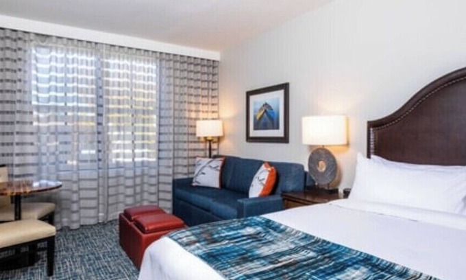 Lakeside Park Apartment | Marriott's Timber Lodge