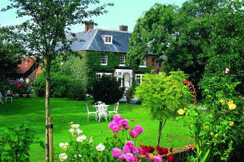 Wootton Bassett Hotel | Marsh Farm Hotel