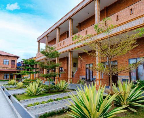 Parmonangan Hotel | Martin Anugrah Hotel & Restaurant