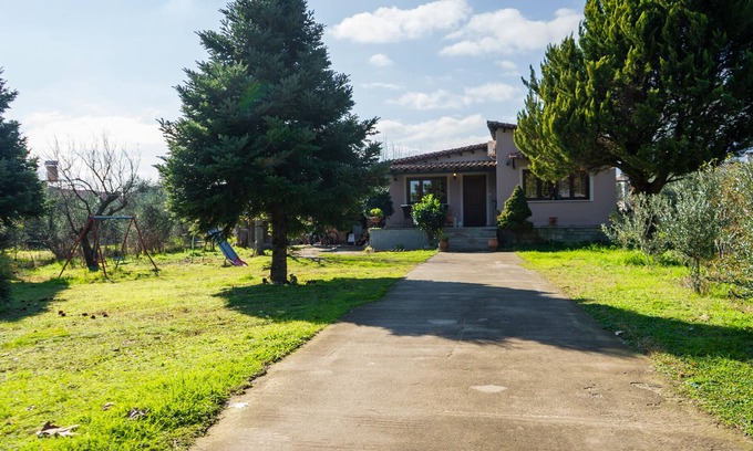Kalambaka House | Mary's country house near Meteora