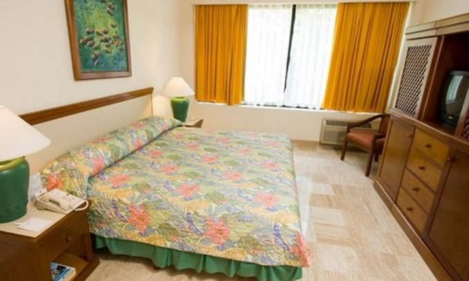 Playa Diamante Resort | Master Bedroom at The Sea Garden Resort, Acapulco
