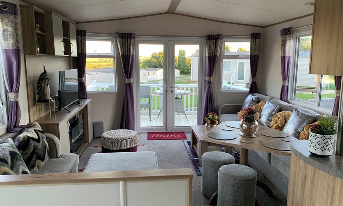 Hewas Water House | Meadow Lakes Near St Austell With Beaches & Attractions, Family Friendly Stay