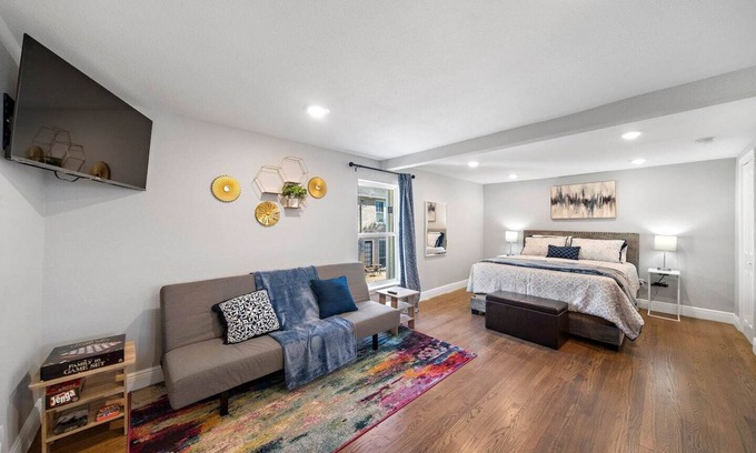 MacGregor Apartment | Med Center Studio Near Museums | Fire Pit WiFi BBQ