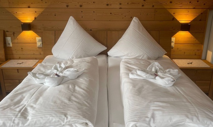 Schattwald Apartment | Mehrbettzimmer - Gästehaus Holl