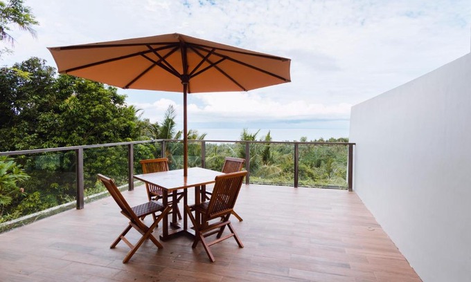Senggigi Hotel | Melase Hill Villa