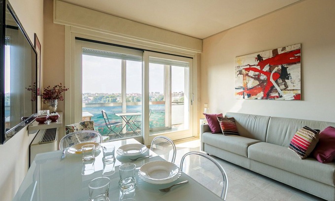 Gioia Apartment | Melchiorre Gioia Vista Alpi, Modern 1 Br Apartment With a Terrace By Halldis