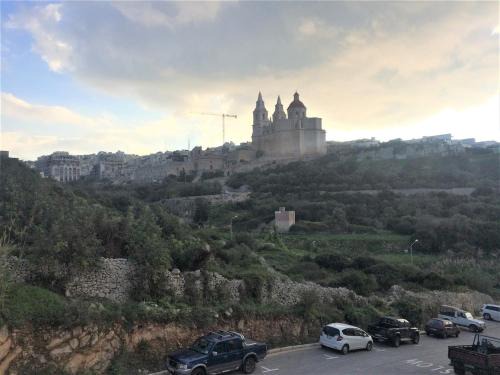 Għadira Apartment | Mellieha Luxury Penthouse with sea & country views
