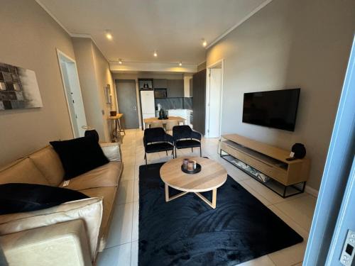 Menlyn Apartment | Menlyn Maine Triology - 10 On Capital